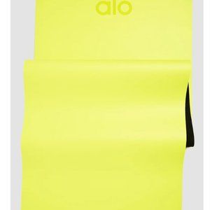 Alo Yoga Warrior Mat